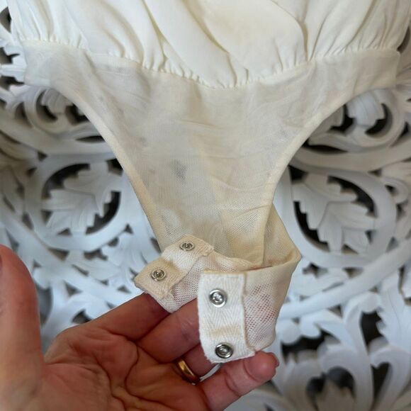 Astr The Label Wrap front Bodysuit - Picture 5 of 7